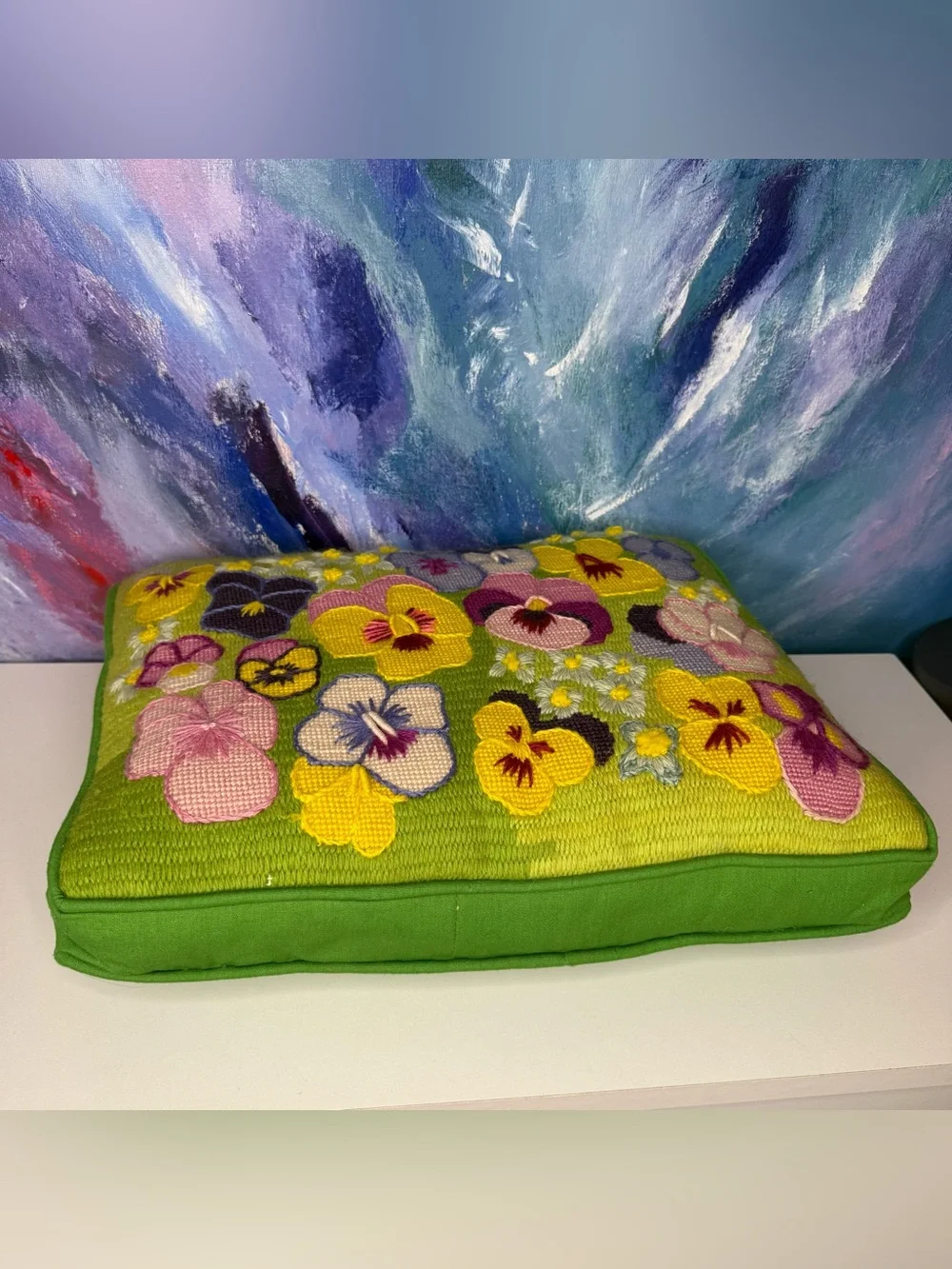 Pansy Flower Crewel Point Pillow Columbia Minerva Completed Vintage Embroidery
